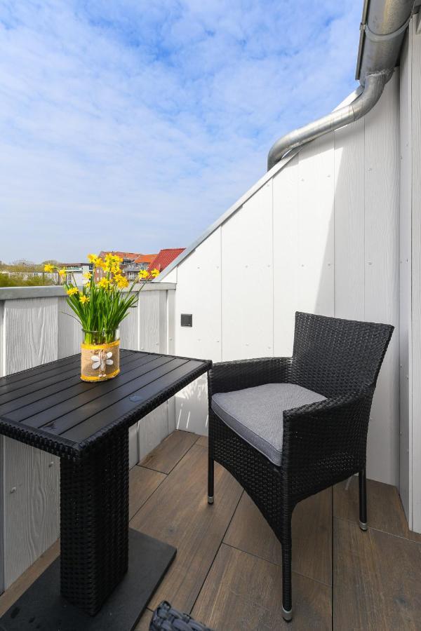 Ferienwohnung Haus zur Möwe Bensersiel Exterior foto